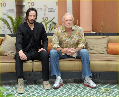 Keanu Reeves Alla Festa del Cinema di Roma: Un Ritorno Inaspettato e Un Impatto Indimenticabile!